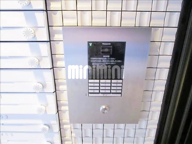 ����11