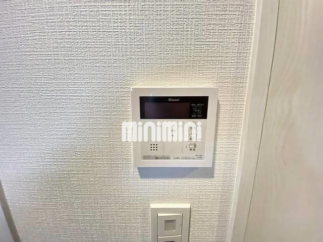 ����9