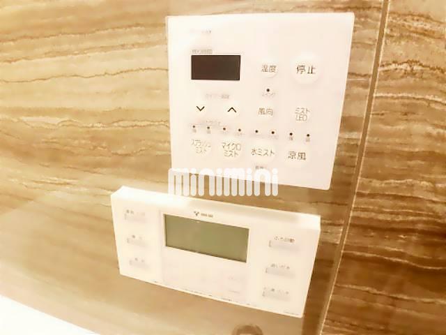 ����11