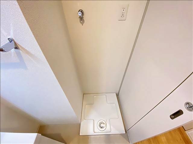 ����6