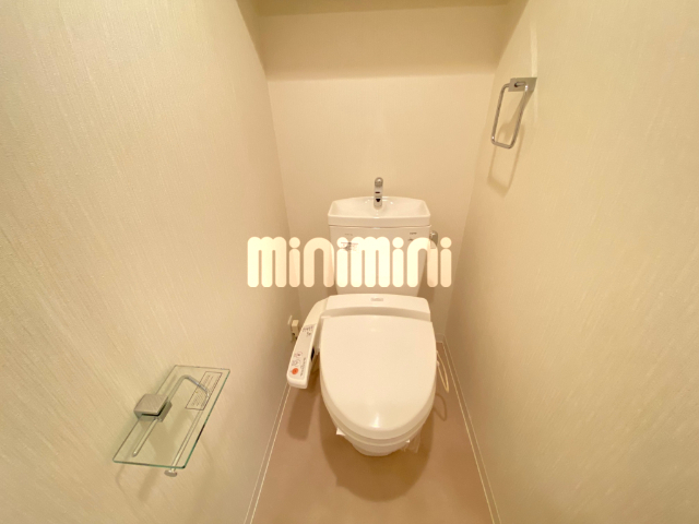 ����6