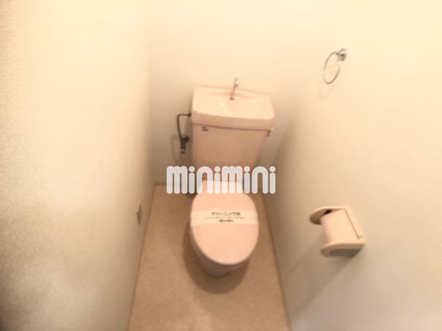 ����15