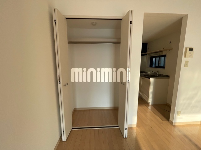 ����6