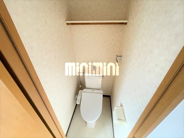 ����4