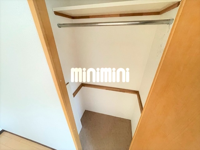 ����5