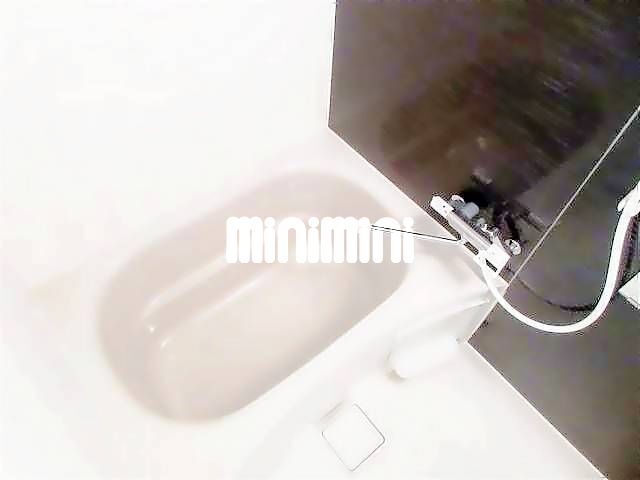 ����3