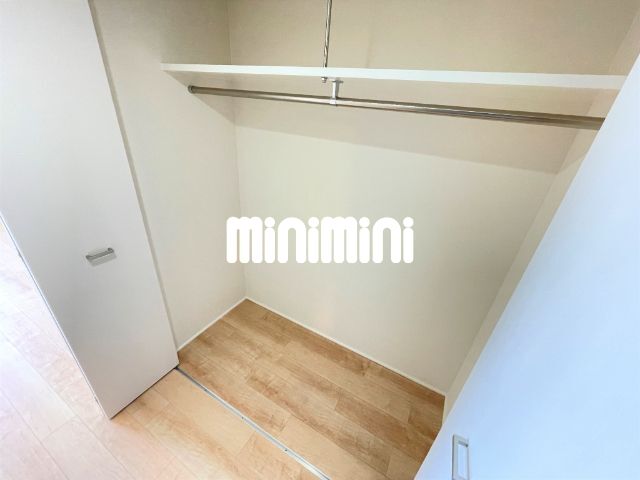 ����6