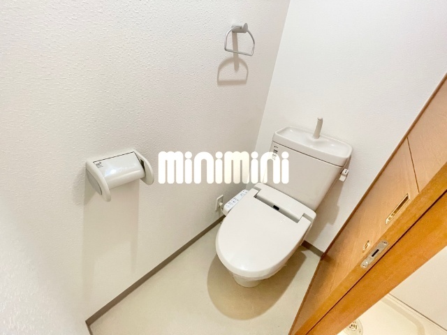 ����8