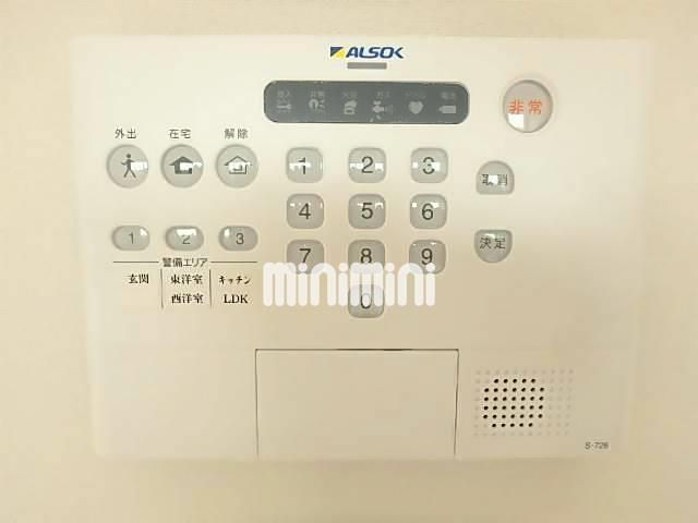 ����11
