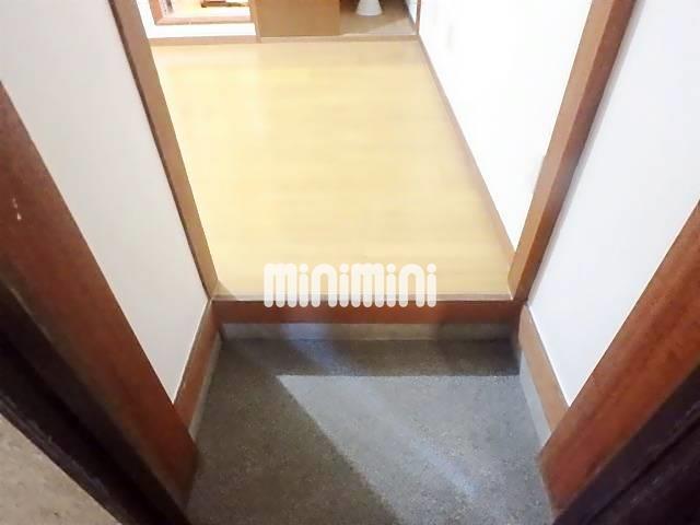 ����5