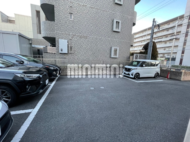 ����16