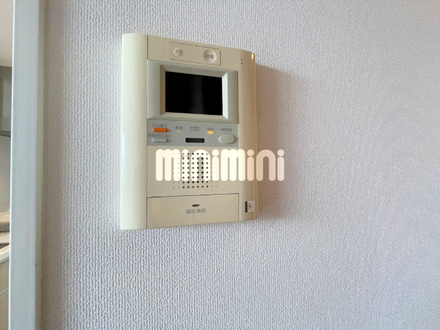 ����6