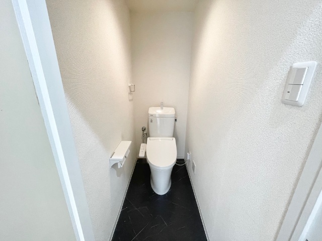 ����7