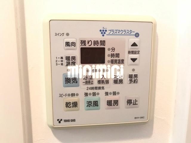 ����13