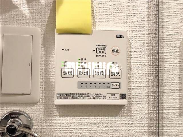 ����11
