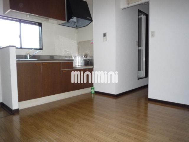 ����7