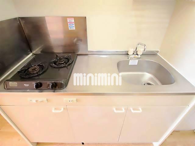 ����17