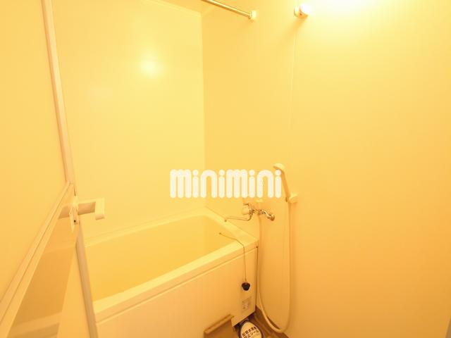 ����3