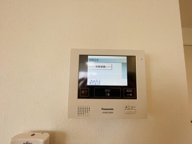 ����11