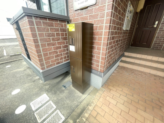 ����20