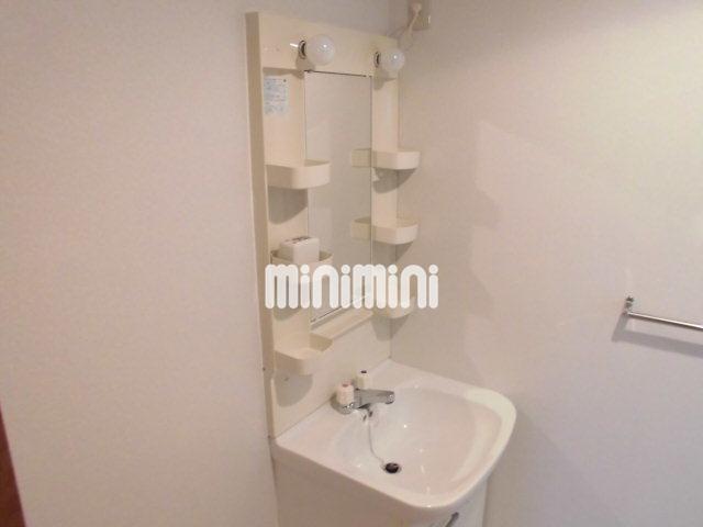 ����16