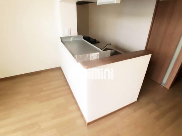 ����20
