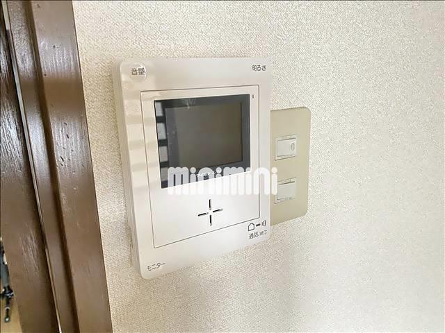����9