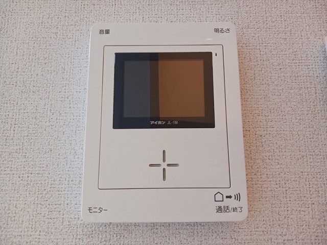 ����8