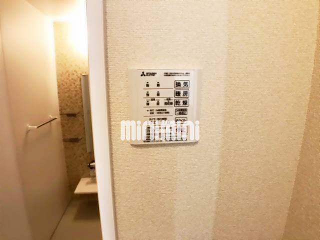 ����8