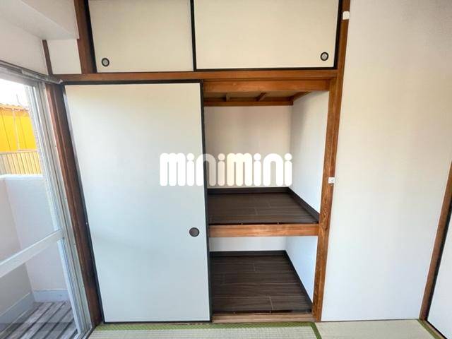 ����6