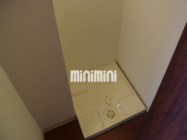 ����8