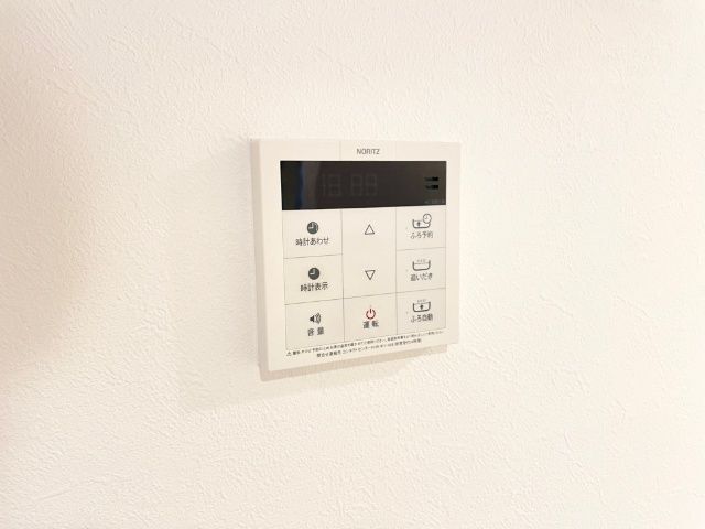 ����14