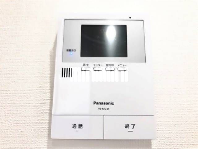 ����11