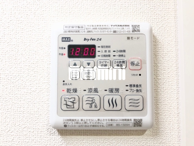 ����20