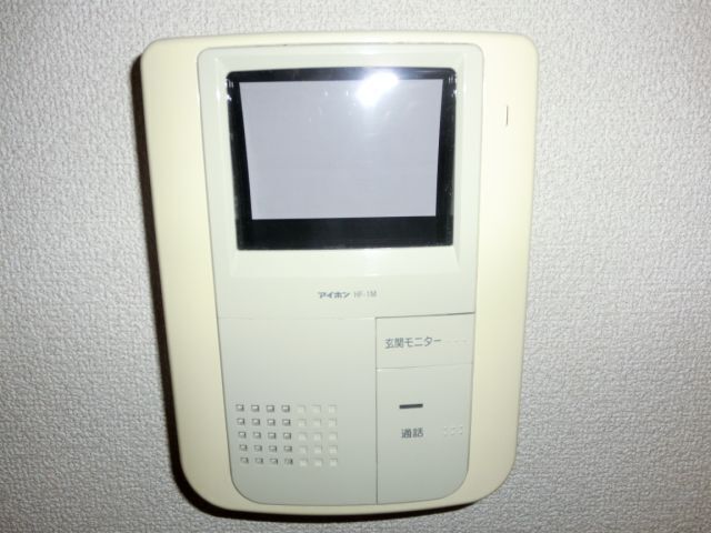 ����10