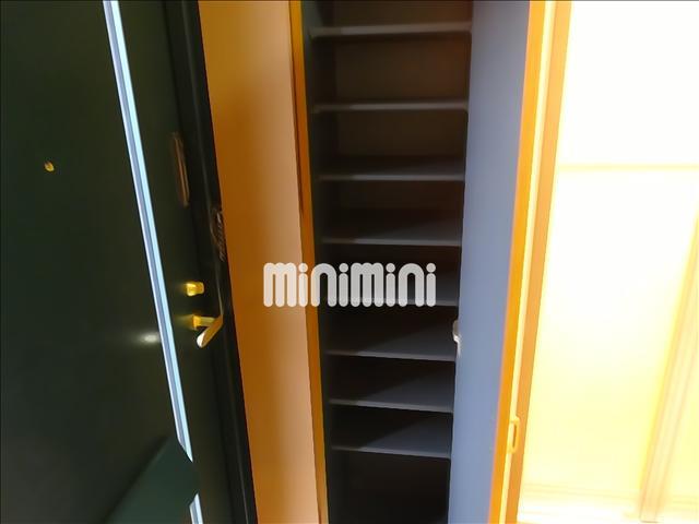 ����11