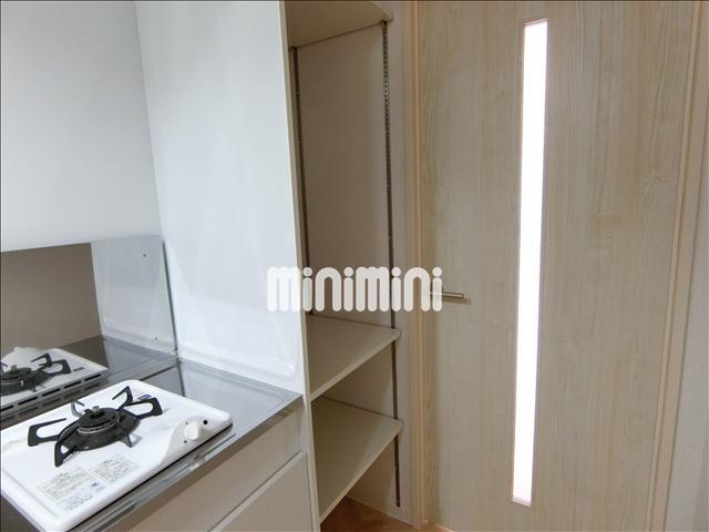 ����17