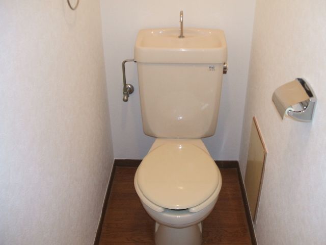 ����6