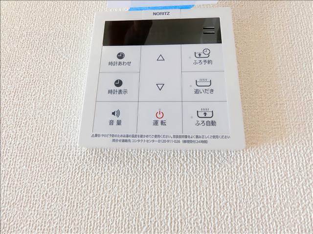 ����10