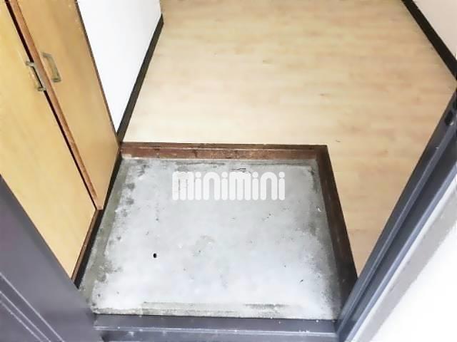 ����10