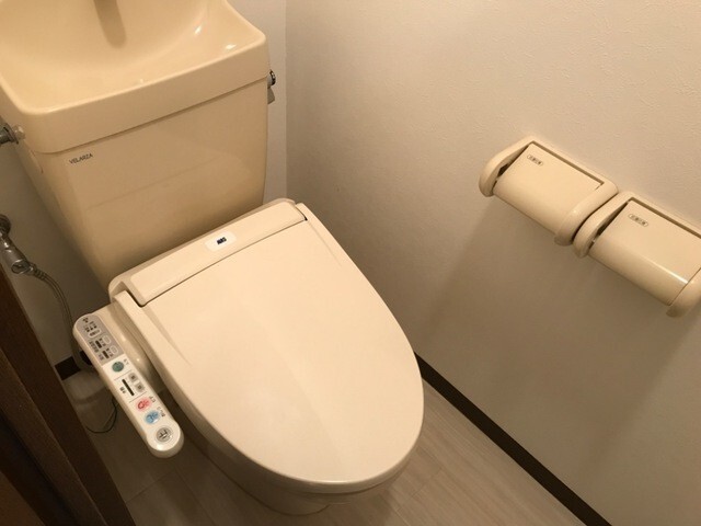 ����6
