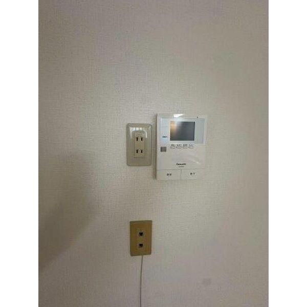 ����8