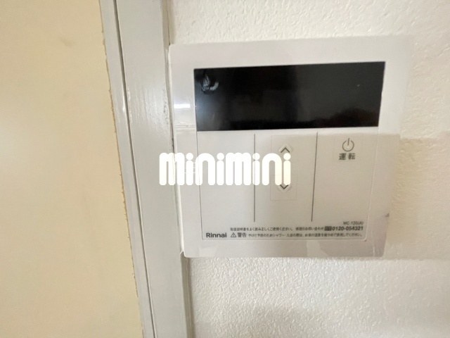 ����11