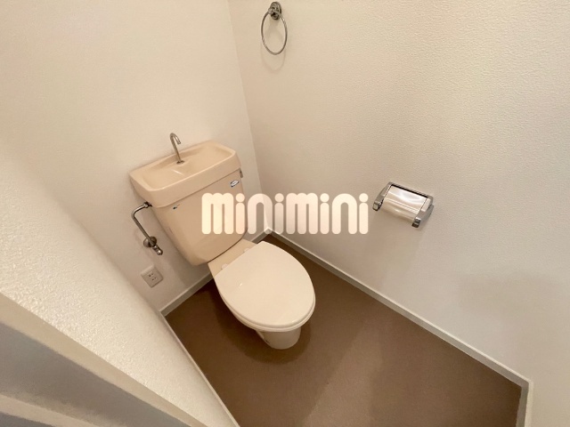 ����7