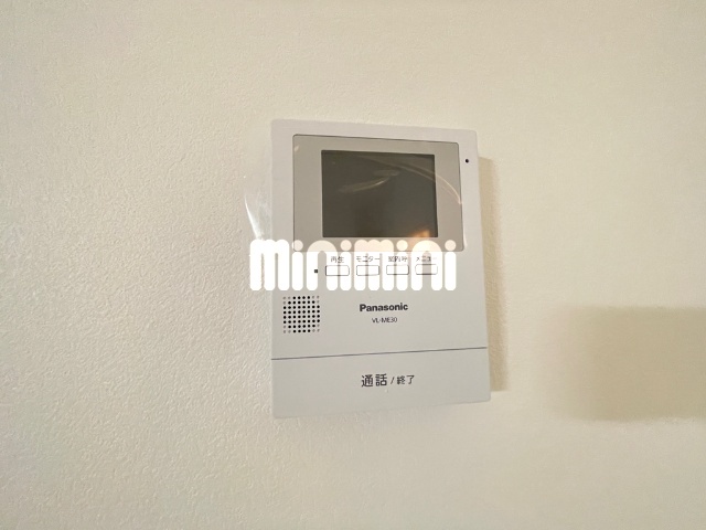 ����8