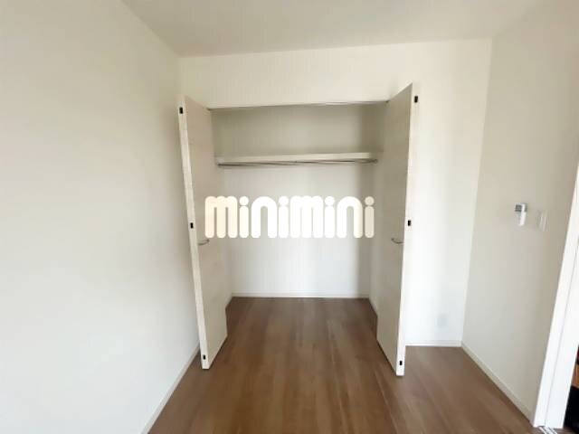 ����5