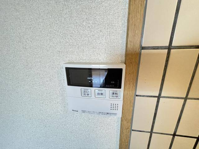 ����24