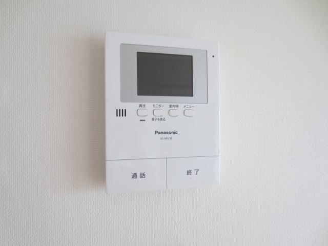 ����11