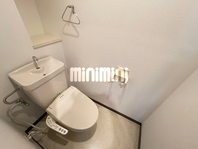 ����5