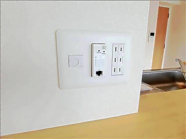 ����10